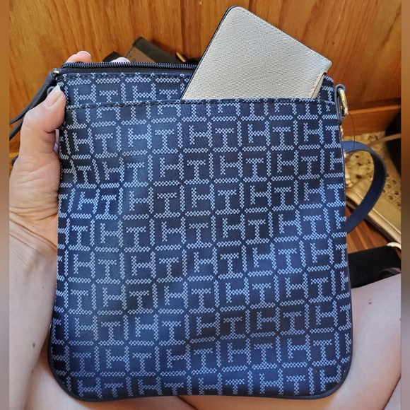 Small blue messenger bag - Picture 3 of 3